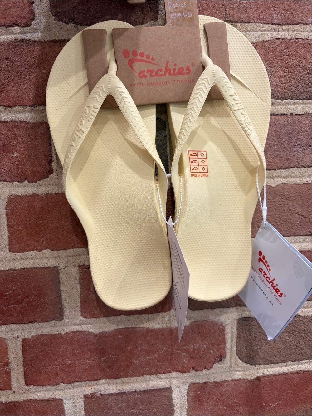 Archies Women's Cream Arch Support Thongs - Comfortable Flip Flops